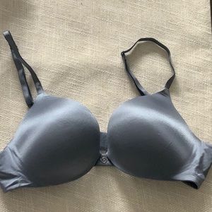 Victoria Secret padded push up bra size 36 A
